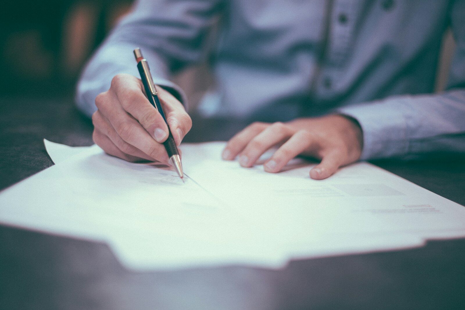 How to Avoid Common Mistakes When Transferring a Vehicle Title in Louisiana